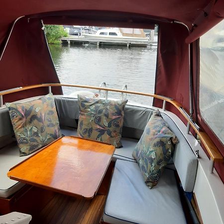 Motor Yacht Almaz Hotel Amsterdam Exterior photo