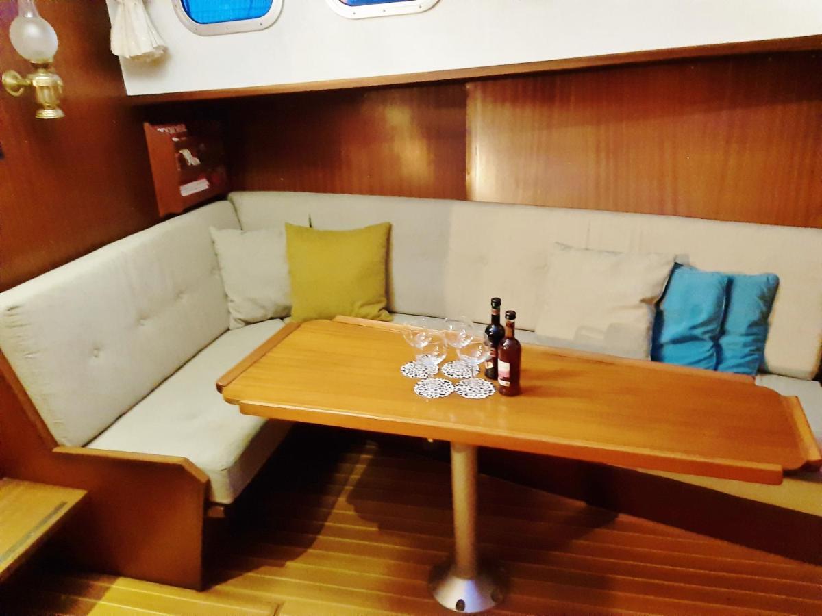 Motor Yacht Almaz Hotel Amsterdam Exterior photo