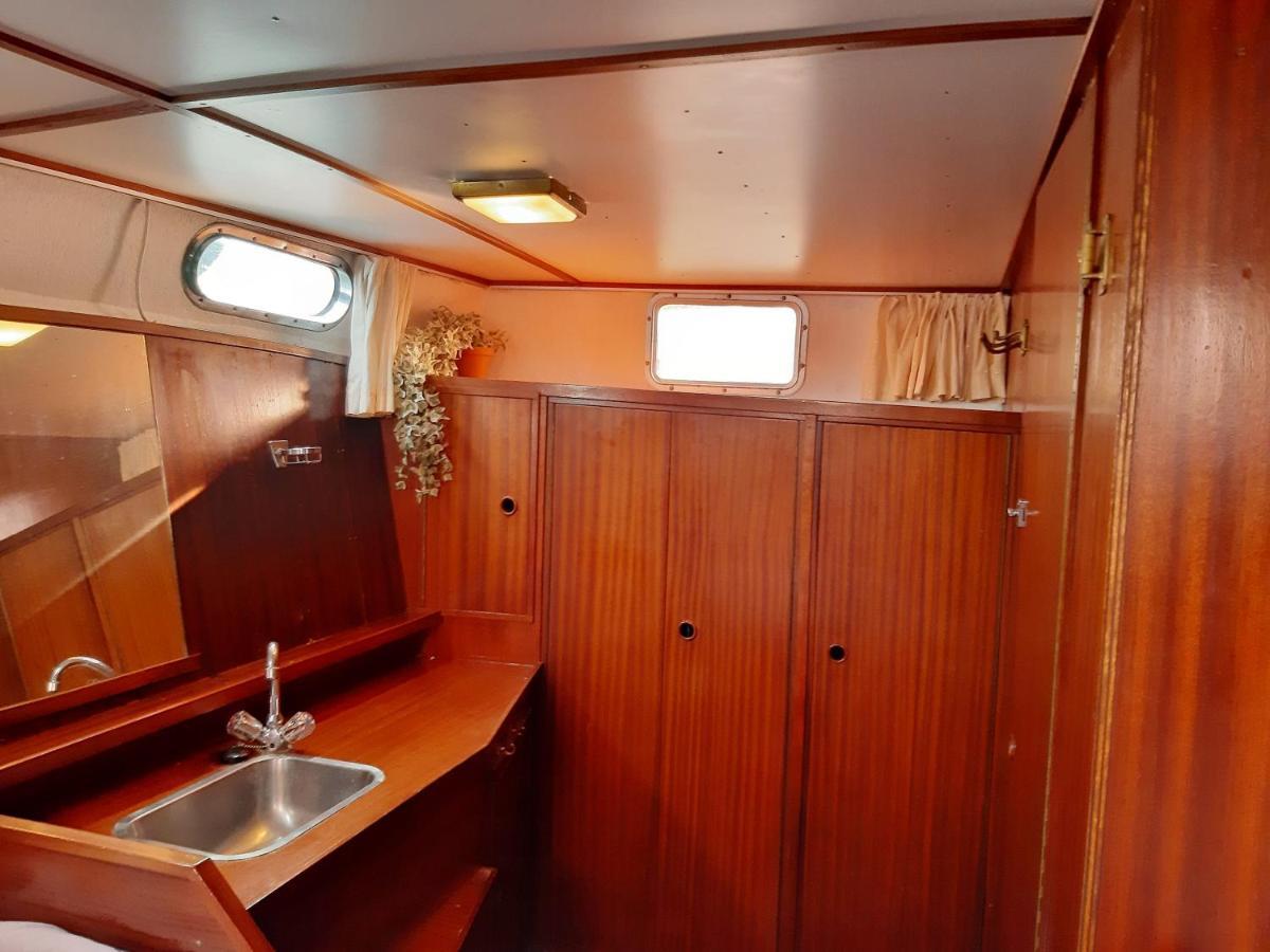 Motor Yacht Almaz Hotel Amsterdam Exterior photo