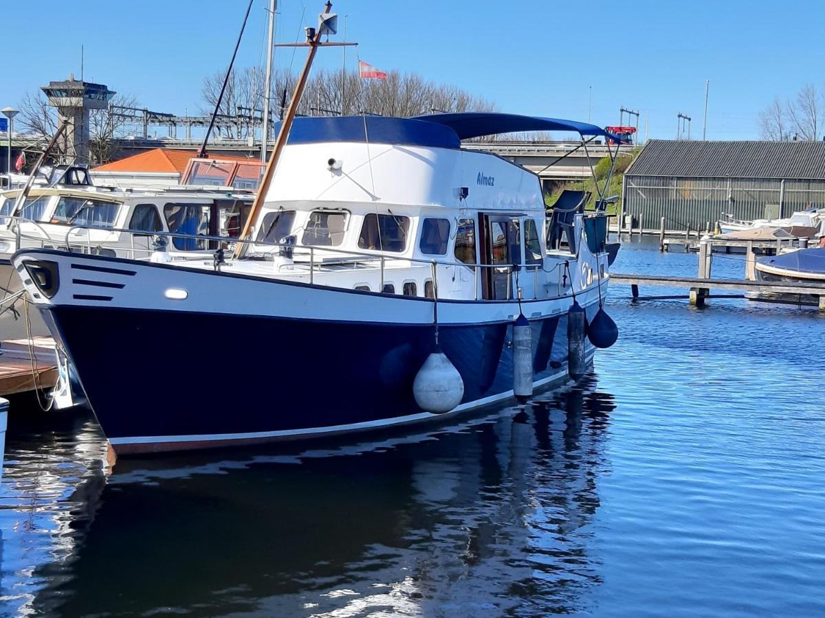 Motor Yacht Almaz Hotel Amsterdam Exterior photo